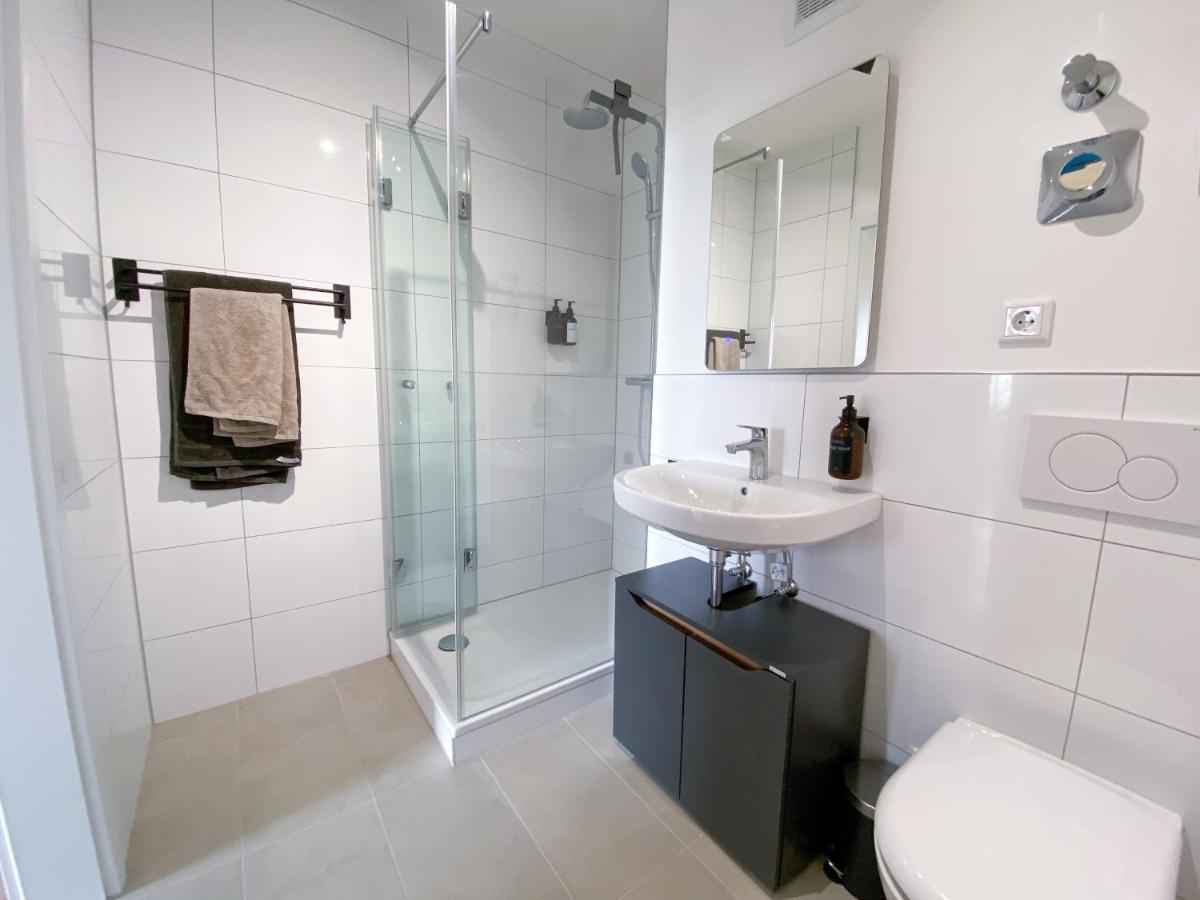 Schoene Wohnung Mit Rheinblick/Duesseldorf/Neuss/Messe 외부 사진