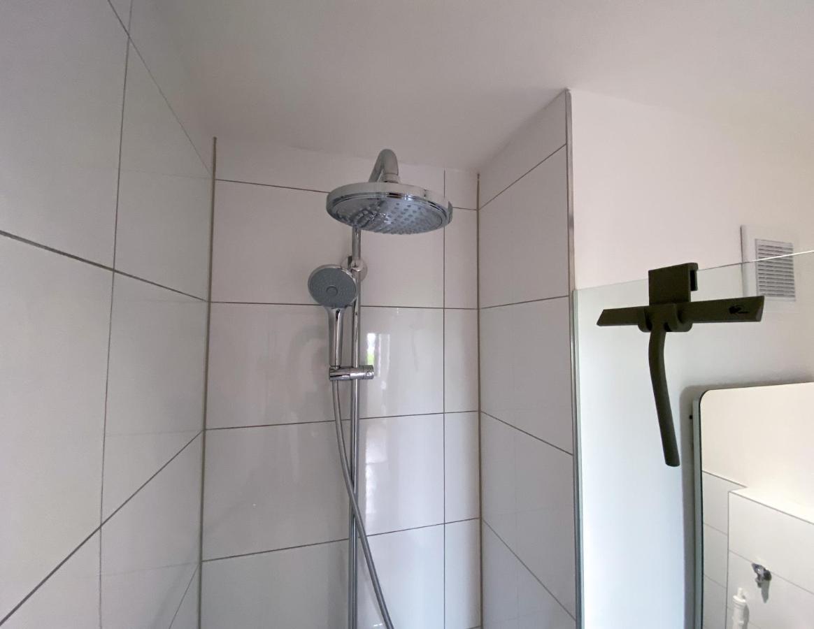 Schoene Wohnung Mit Rheinblick/Duesseldorf/Neuss/Messe 외부 사진